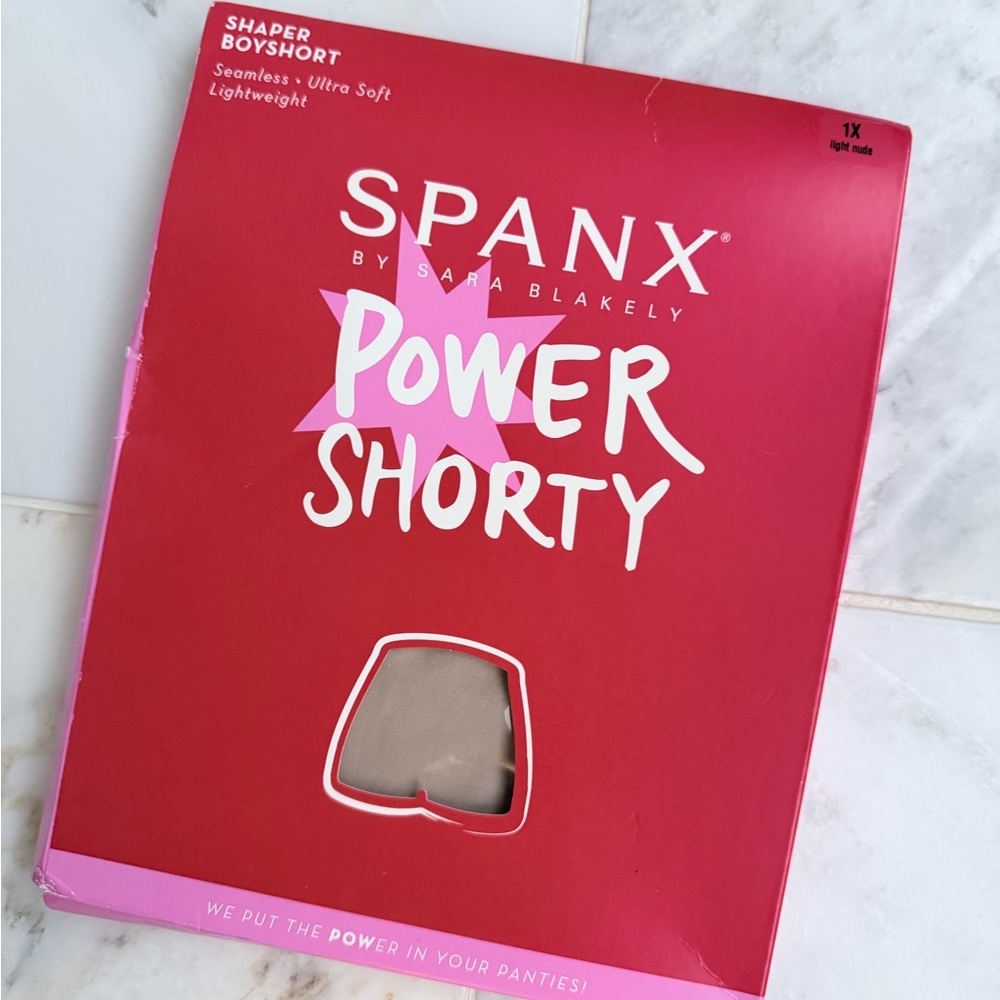 SPANX Seamless Shaping Shorts in Nude